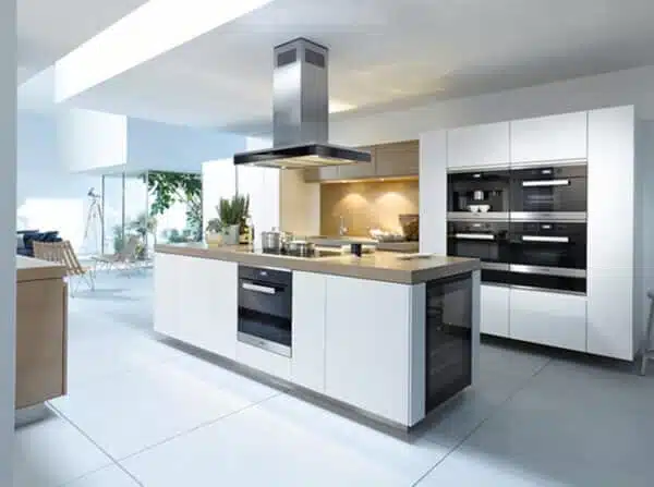 04 Miele CVA6401