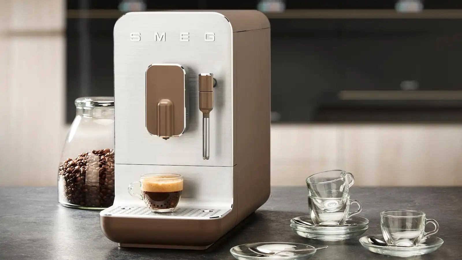 Smeg - Bean To Cup Coffee Machine w/ Milk Frother - Black Matt